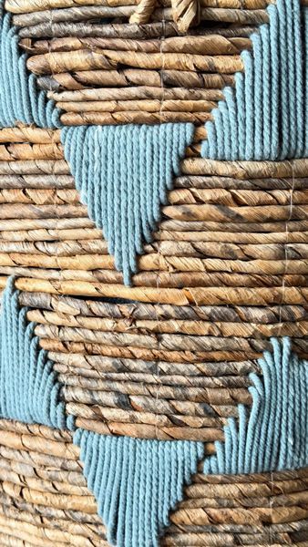 BLUE ORNAMENT BASKET L